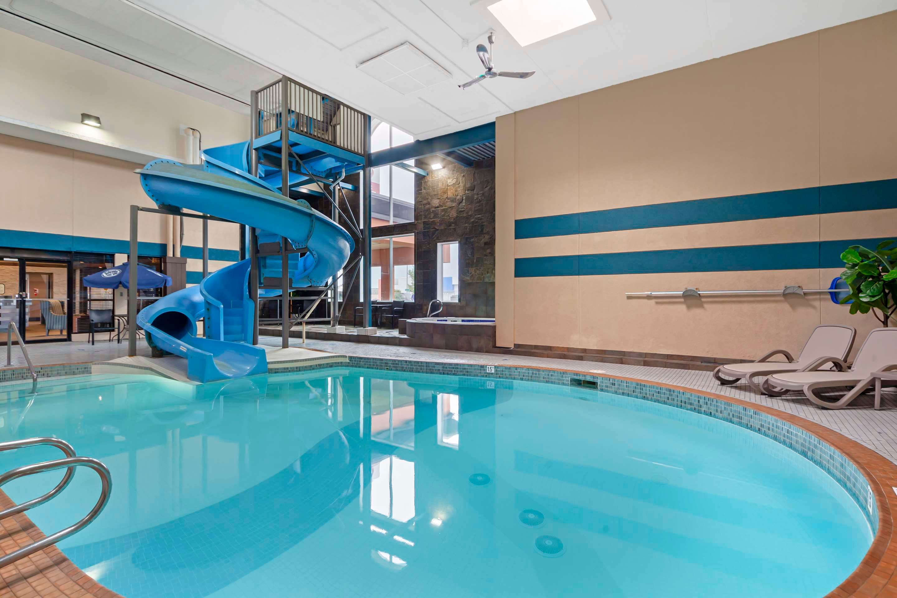 Best Western Plus City Centre Inn - Edmonton - Pool