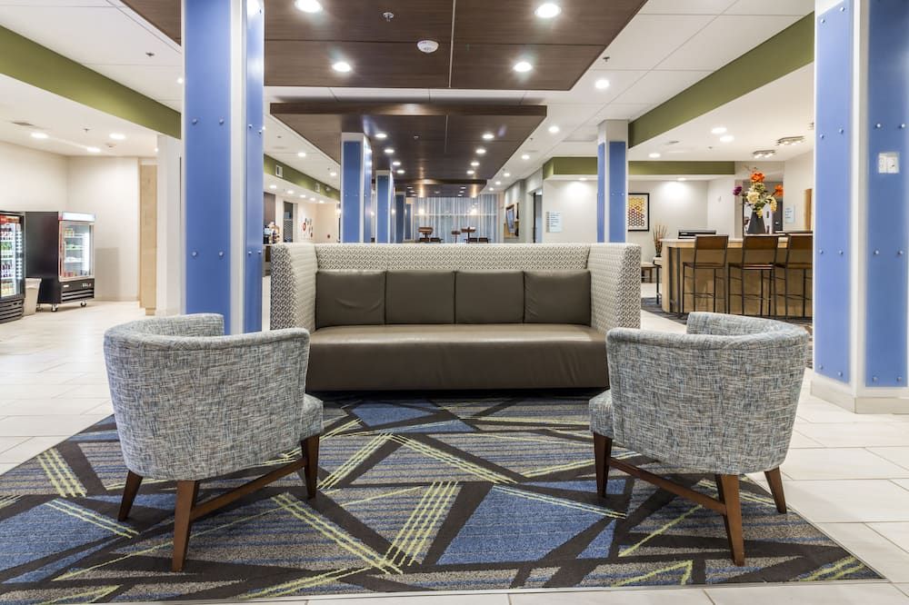 Holiday Inn Express Villa Rica By IHG - Villa Rica - Salónek