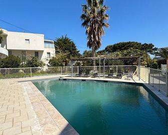 La Piscine - Appt pour 6 climatisé avec piscine - L'Île-Rousse - Zwembad