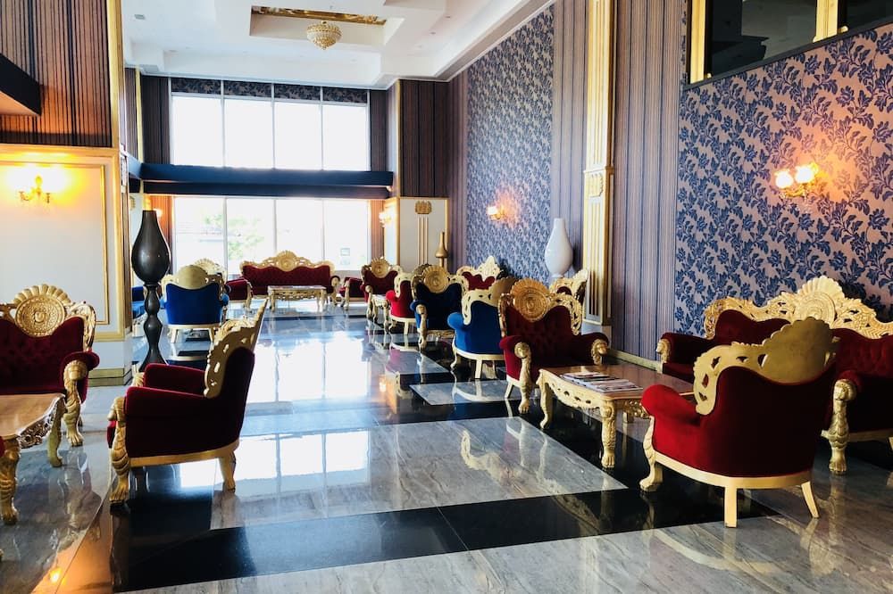 جراند أميسوس هوتل