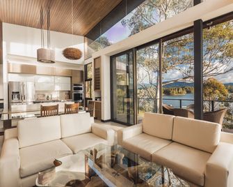 Luxé Cabañas - Guatapé - Living room