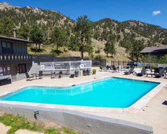 Fawn Valley Inn- 104 condo - Estes Park - Pool