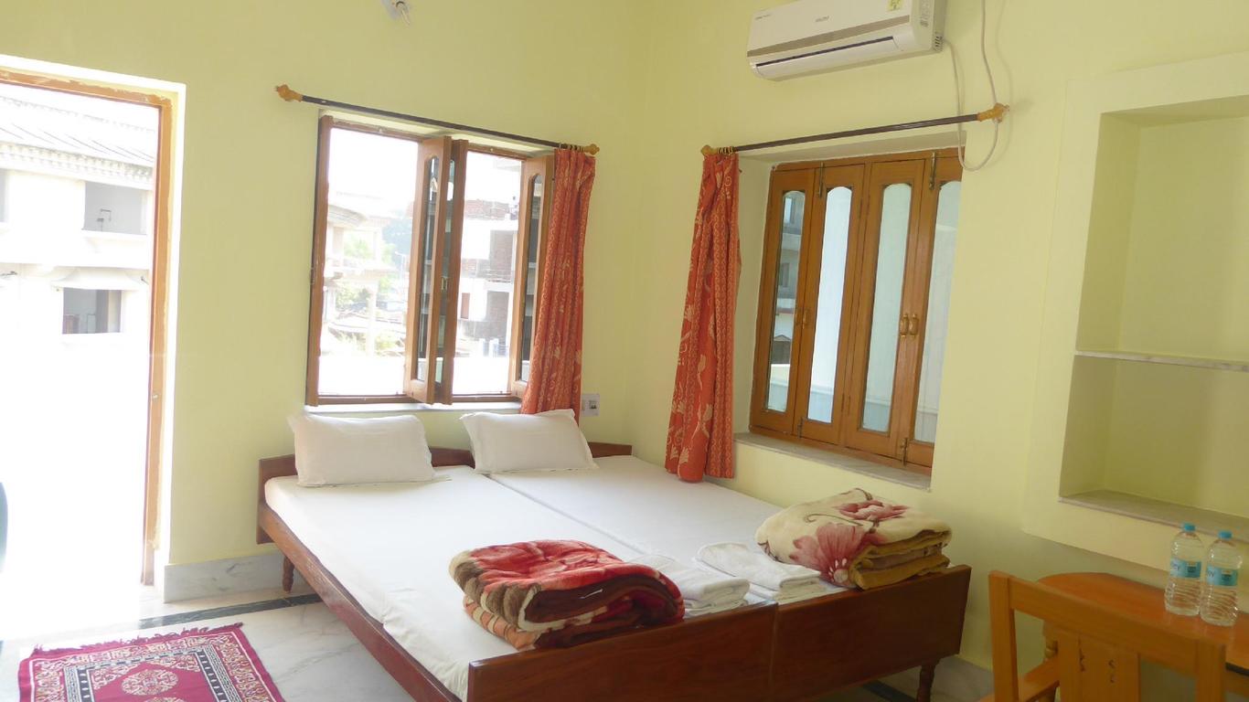 Rahul Guest House