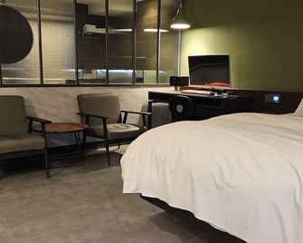 Nineth Hotel Gangnam - Seoul - Schlafzimmer