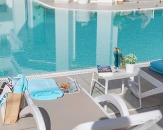 Welikehotel Triton Beach - Cala Rajada
