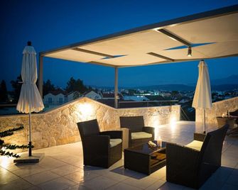 Flamingos Hotel - Darátsos
