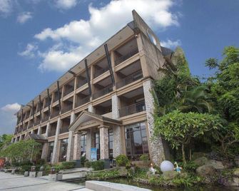 Green Land Mountain Villa Green Spring Hotel - Chaozhou - Building