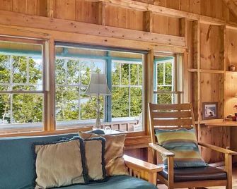 Eden Village Motel & Cottages - Bar Harbor