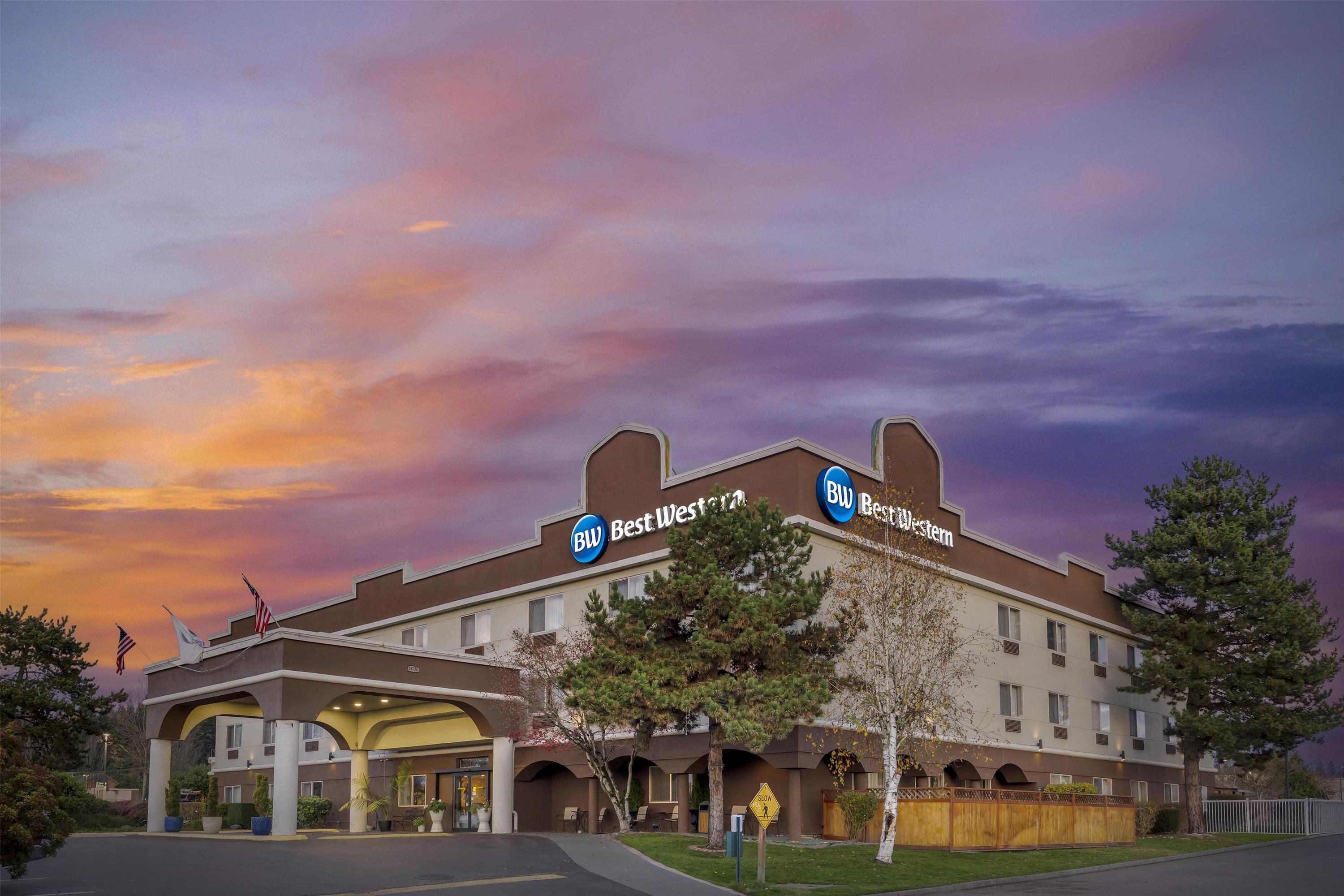 Best Western Sky Valley Inn - Monroe - Gebäude