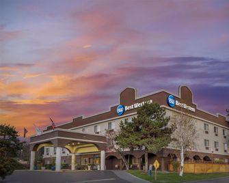 Best Western Sky Valley Inn - Monroe - Gebäude