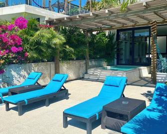 Ocean View Apartment Pxm - Puerto Escondido - Patio