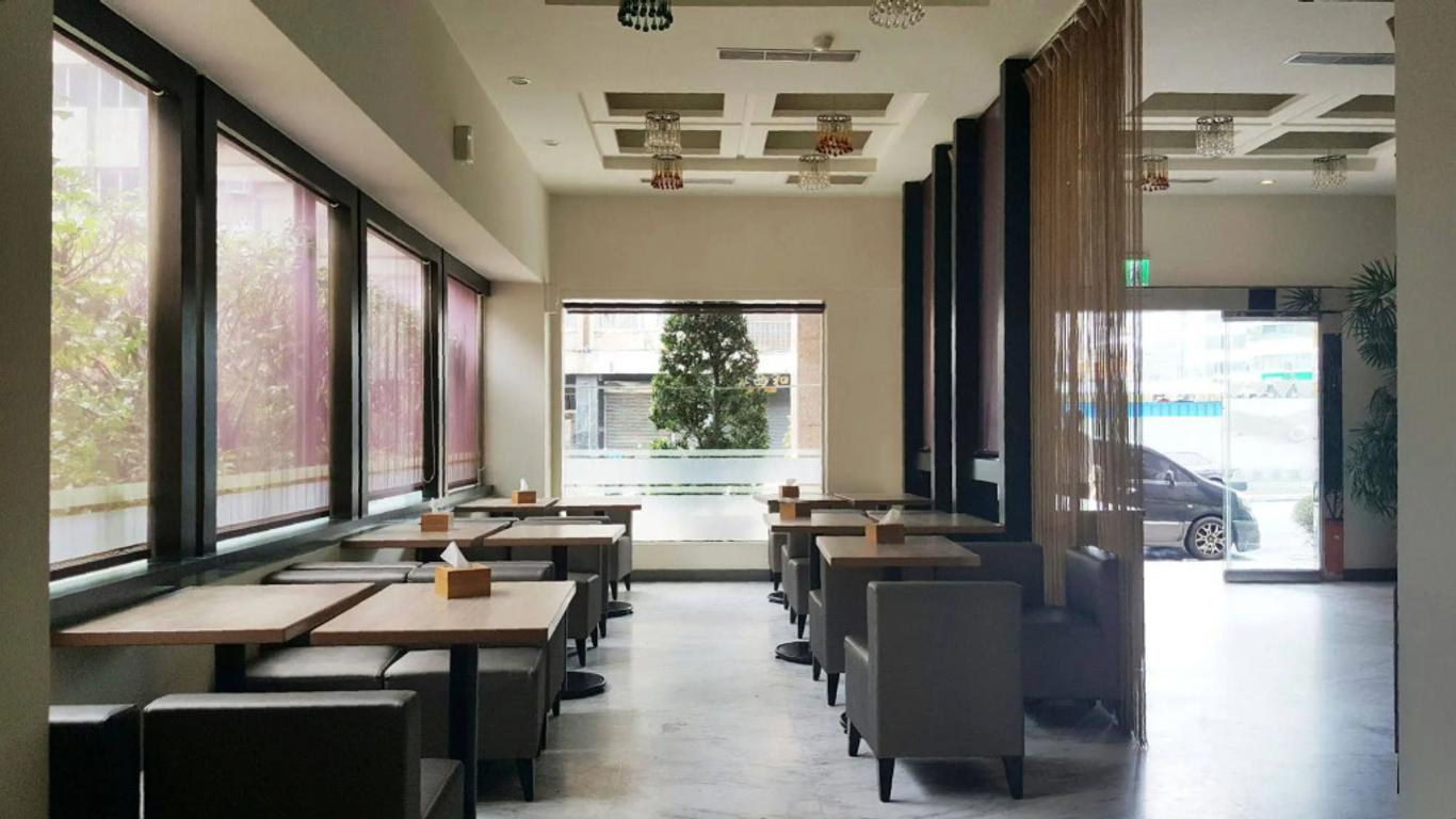 Chun Teng Hotel