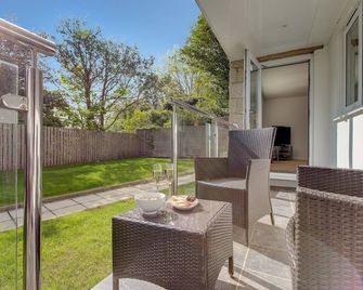 Moonsail, Pet Friendly, Country Holiday Cottage In Carbis Bay - Carbis Bay - Balcony