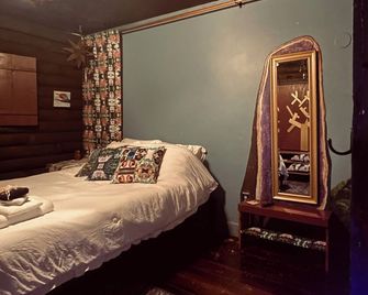 Your Tranquil Abode on the Holiday Road: 3 bedrooms & 2 full bathrooms - Tipp City - Habitación