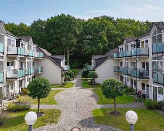 nur 100 m bis zum Strand Appartmentanlage Eldena FeWo 15 - Middelhagen - Budova