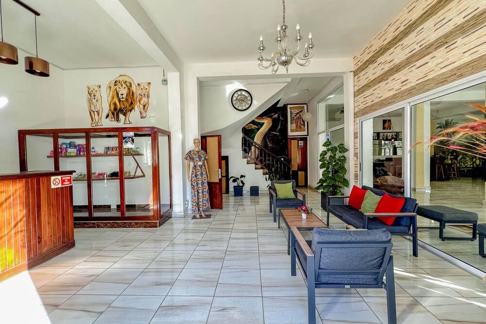 Stephen Hotel - Toamasina - Lobby