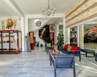 Stephen Hotel - Toamasina - Lobby