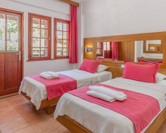 Pink Palace Hotel - Ölüdeniz - Bedroom