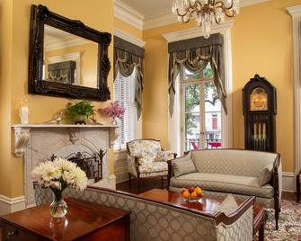 The Inn on West Liberty - Savannah