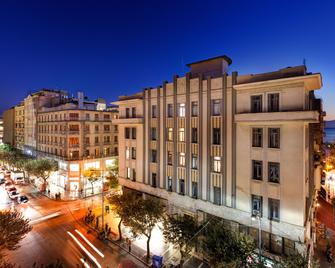 Colors Urban Hotel Thessaloniki - סלוניקי - בניין