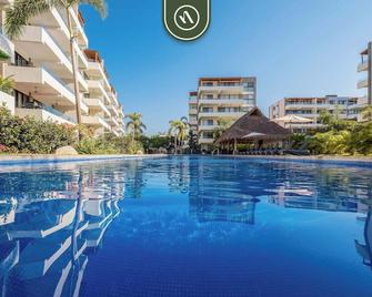 2BR Condo with Private Terrace - Near to the Beach - Nuevo Vallarta - Alberca