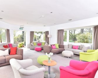 Roffey Park Venue - Horsham - Salónek