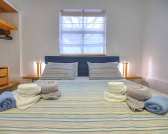 Eco-friendly & spacious 1bedroom townhouse PCUT1-1 - Gżira - Schlafzimmer