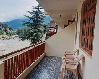 River site guest house - Kullu - Balcony
