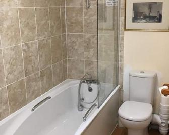 The Lampet Arms - Banbury - Badkamer