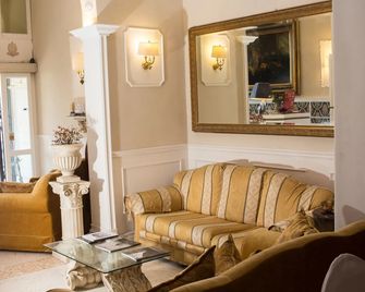 Hotel Ariston - Livorno - Lounge