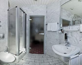 Hotel Kronprinz - Minden - Salle de bain