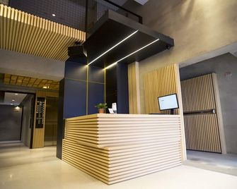 Fff Hotel - Hengchun Township - Рецепція