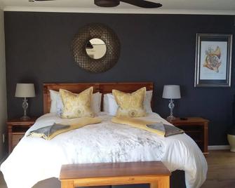 Murphys - Beachview - Bedroom
