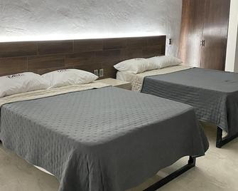 Motel San Carlos - Montemorelos - Bedroom