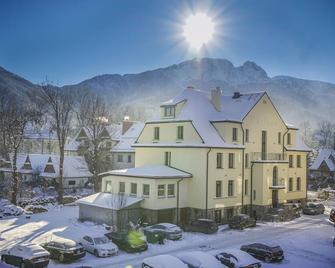 ويلا كارلتون - زاكوباني - مبنى