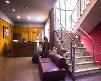 Hotel Las Moreras - Azadinos - Recepción