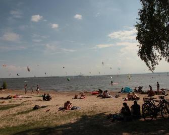 Strandhotel Weißer Berg - Neustadt am Rübenberge - Beach