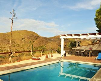 Cortijo Claudia - Albox - Piscina