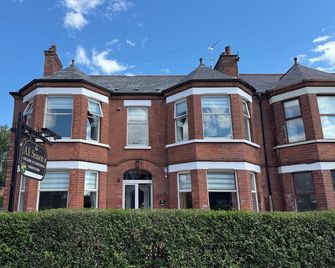 All Seasons Guest House - Belfast - Building