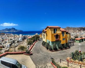 Hotel Belvedere Mindelo, Cabo Verde - Mindelo - Building