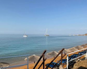 Kefalonia Beach Hotel & Bungalows - Lixouri - Pláž