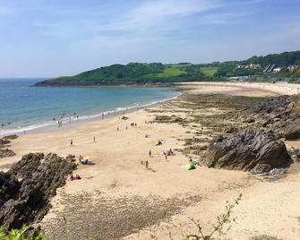 Langcliffe Park | Sleeps 4 | On coastal path | Near beach | Parking | WiFi - Swansea - Playa