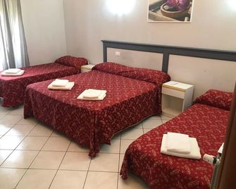 Fanti Rooms - Rome - Bedroom