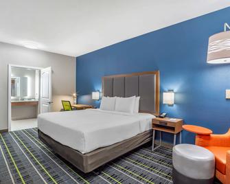 Quality Inn & Suites - Livermore - Schlafzimmer