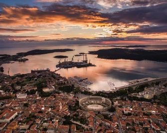 Pula City Center Accommodation / 2 pax - Pula