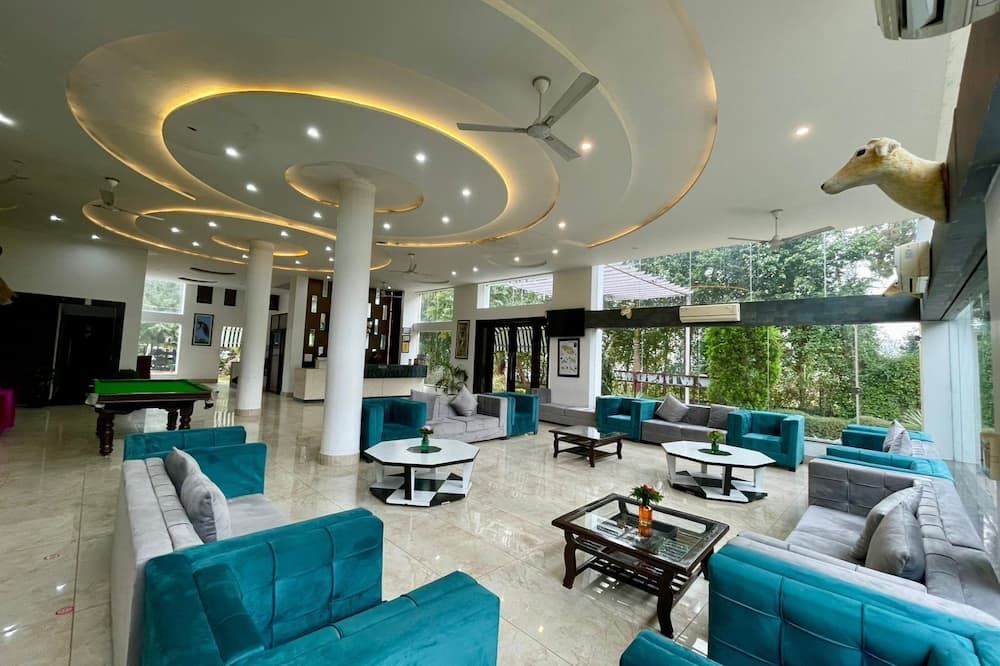 Winsome Resort & Spa Corbett - Rāmnagar - Reception
