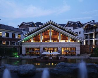 Yangming Springs and Spa Resort - Ningbo - Building