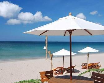 Andalay Boutique Resort - Ko Lanta - Playa