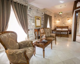 Hotel Villa Duomo - Kotor - Living room