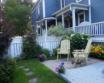 The Colonel's In B&B - Fredericton - Patio